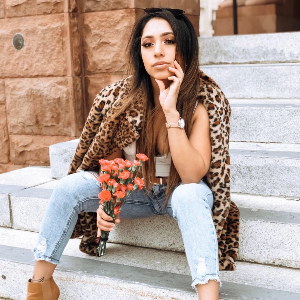 Meet your Posher, Andrea